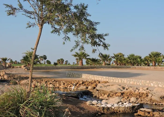 Golf, & Sea - Serene Garden Patio Getaway Apartment Hurghada