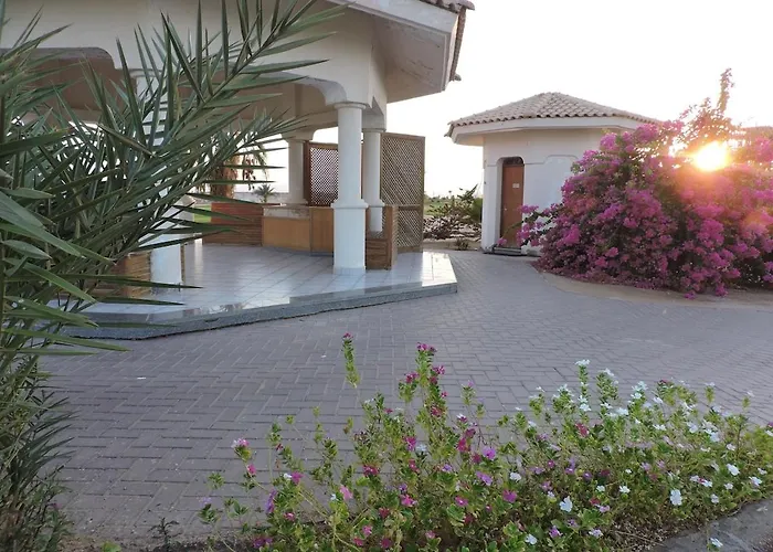 Apartment Golf, & Sea - Serene Garden Patio Getaway Hurghada