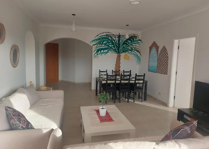 Golf, & Sea - Serene Garden Patio Getaway Apartment