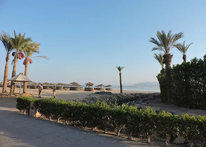 Golf, & Sea - Serene Garden Patio Getaway * Hurghada